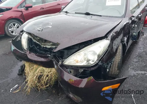 2002 Lexus Es 300 z USA, uszkodzony, nr VIN JTHBF30G820064150